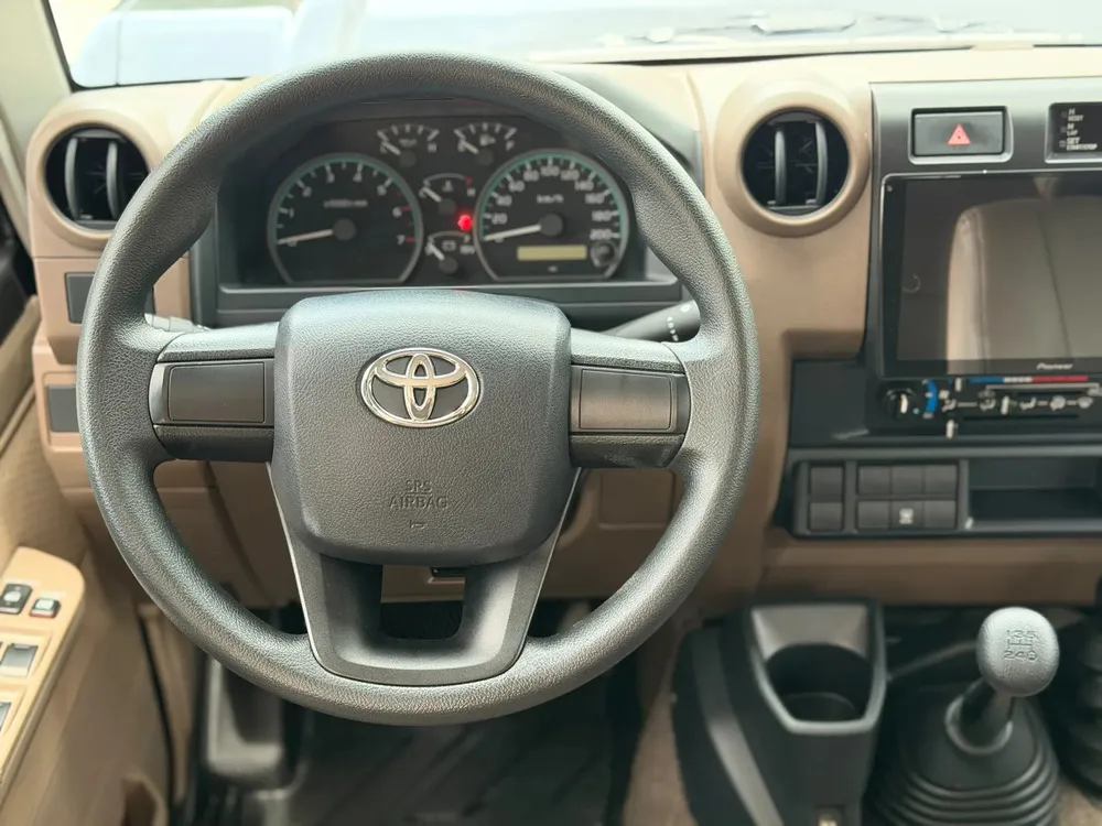 Vista 13 del vehículo: Toyota Serie