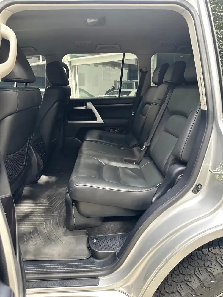 Vista 9 del vehículo: Toyota Land Cruiser