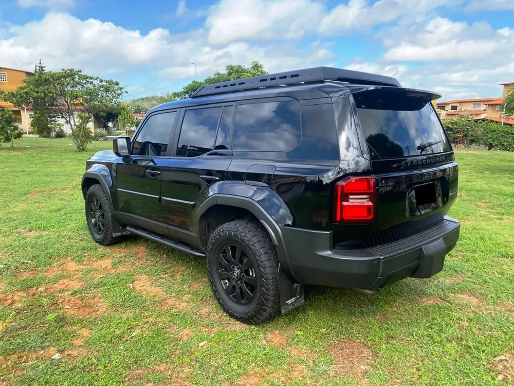 Vista 4 del vehículo: Toyota Prado