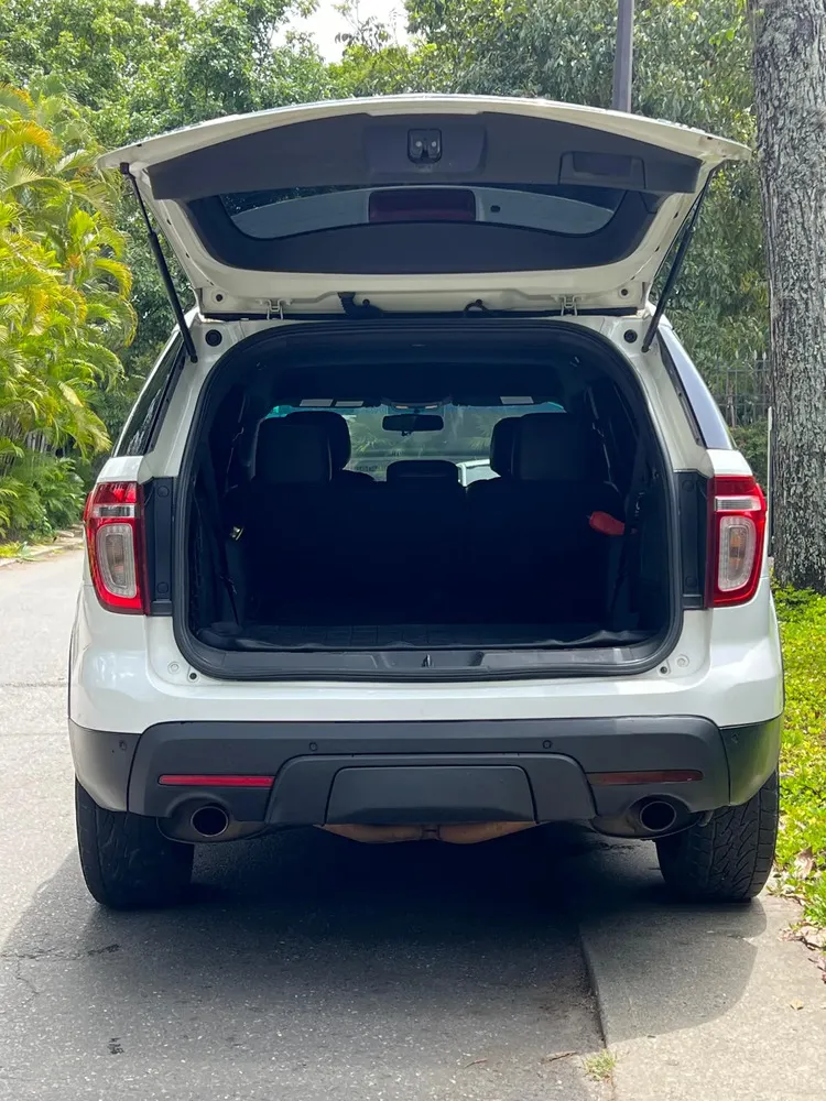 Vista 9 del vehículo: Ford Explorer