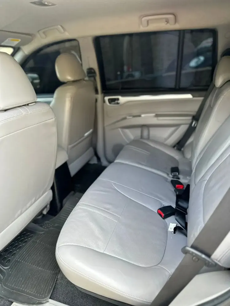 Vista 11 del vehículo: Mitsubishi Montero Sport