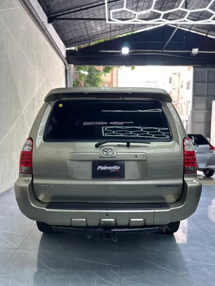 Vista 4 del vehículo: Toyota 4runner