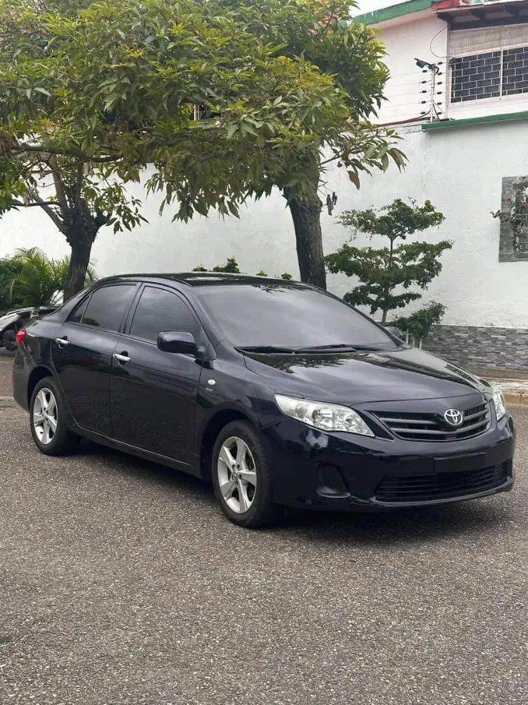 Vista 2 del vehículo: Toyota Corolla