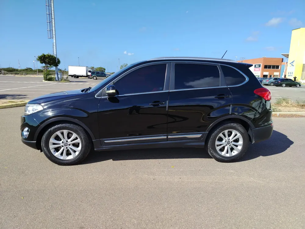 Vista 3 del vehículo: Chery Grand