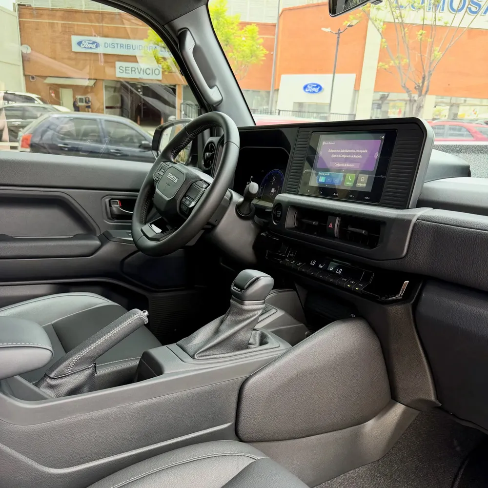 Vista 7 del vehículo: Toyota Land Cruiser