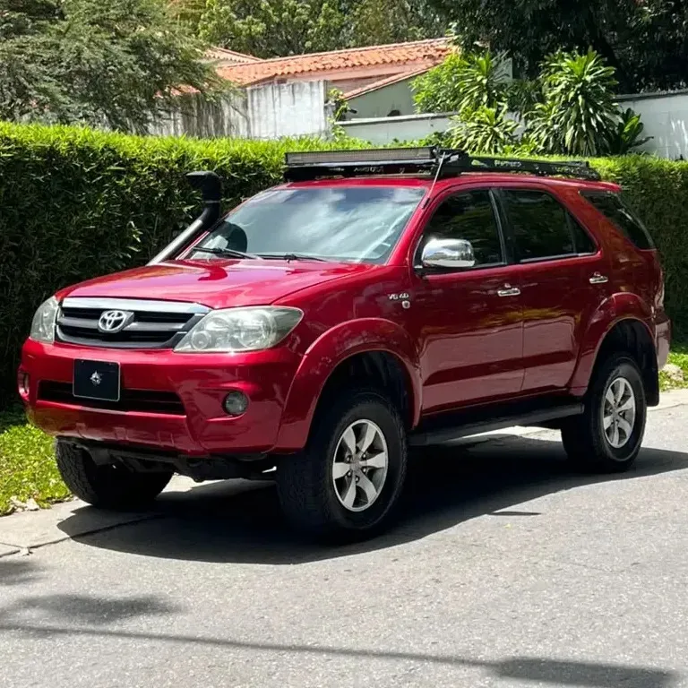 Vista 14 del vehículo: Toyota Fortuner