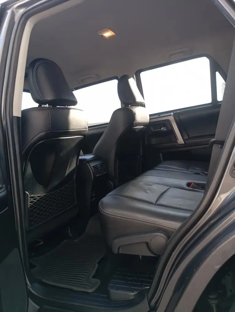 Vista 14 del vehículo: Toyota 4runner