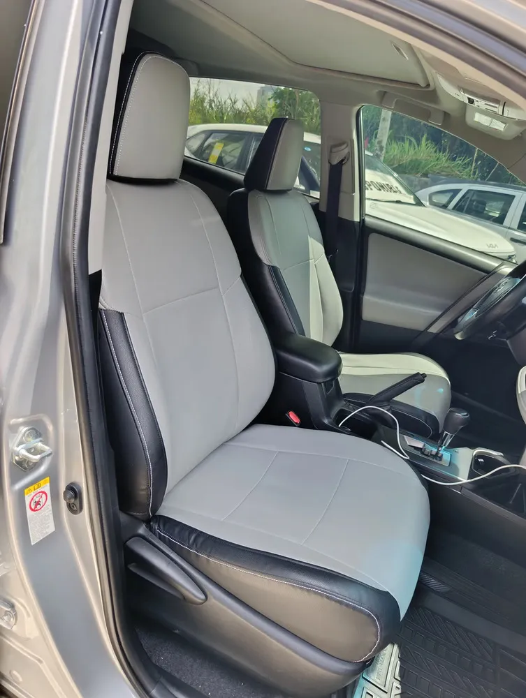 Vista 15 del vehículo: Toyota RAV4