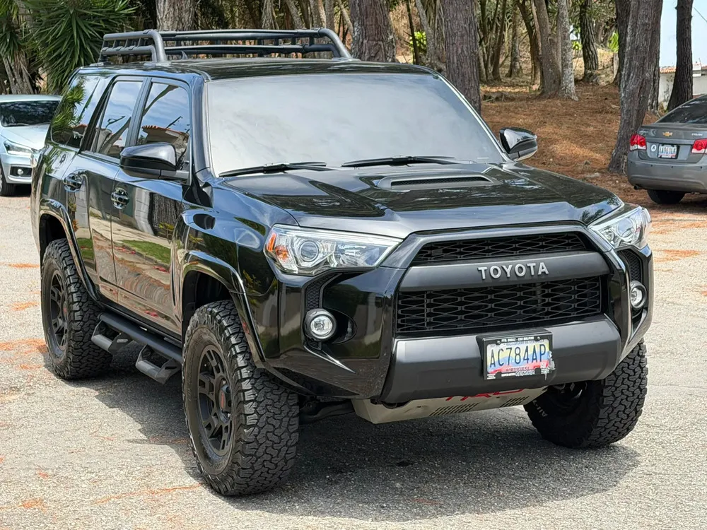 Vista 2 del vehículo: Toyota 4runner