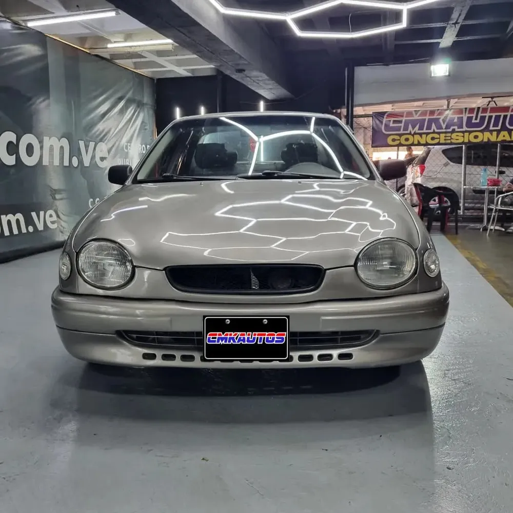 Vista 3 del vehículo: Toyota Corolla