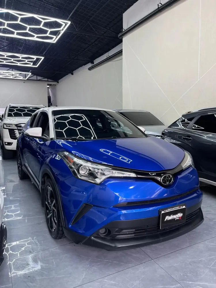 Vista 3 del vehículo: Toyota Ch-r