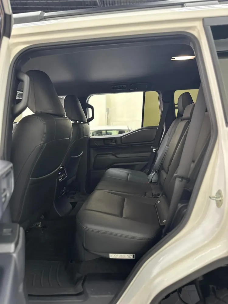 Vista 7 del vehículo: Toyota Prado