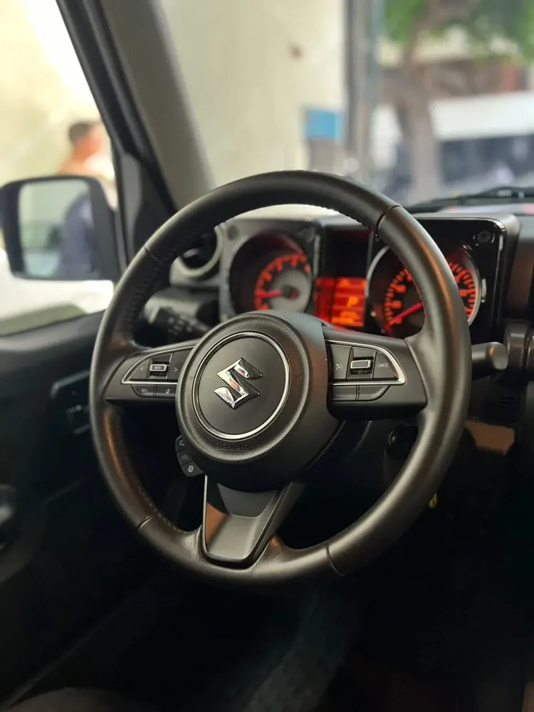 Vista 9 del vehículo: Suzuki Jimmy
