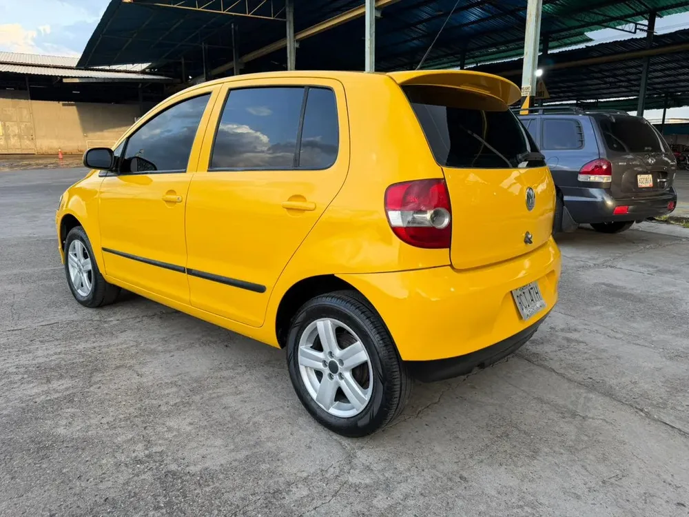 Vista 4 del vehículo: Volswagen Fox