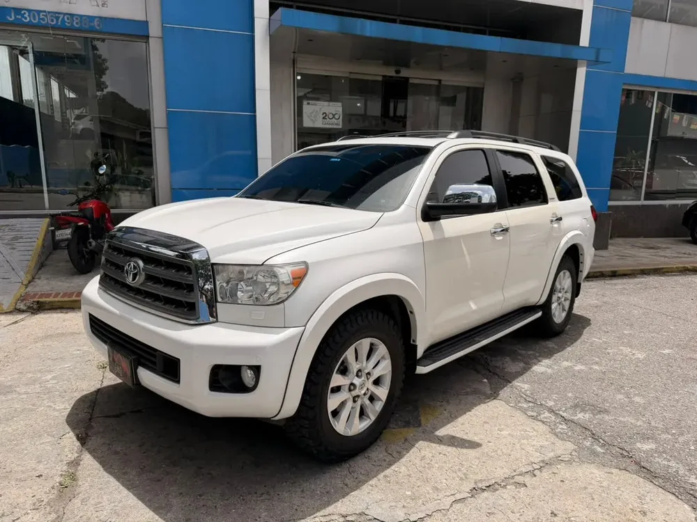 Vista 2 del vehículo: Toyota Sequoia