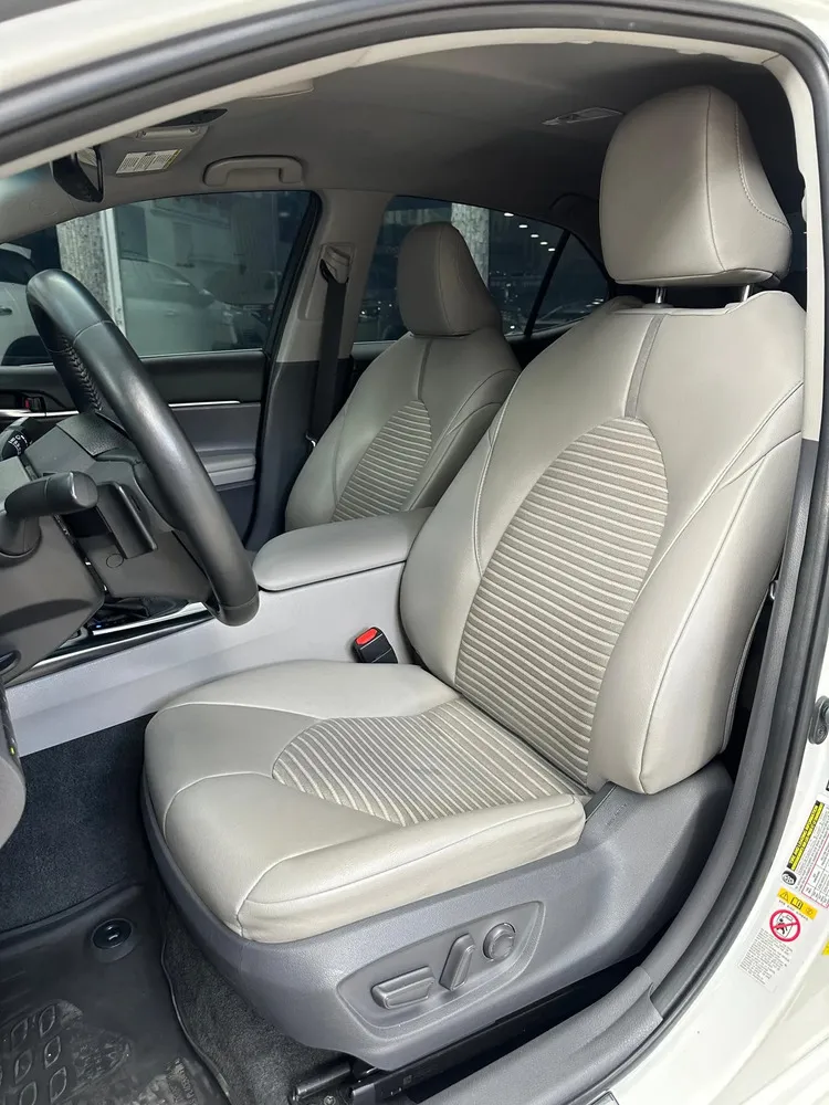 Vista 6 del vehículo: Toyota Camry