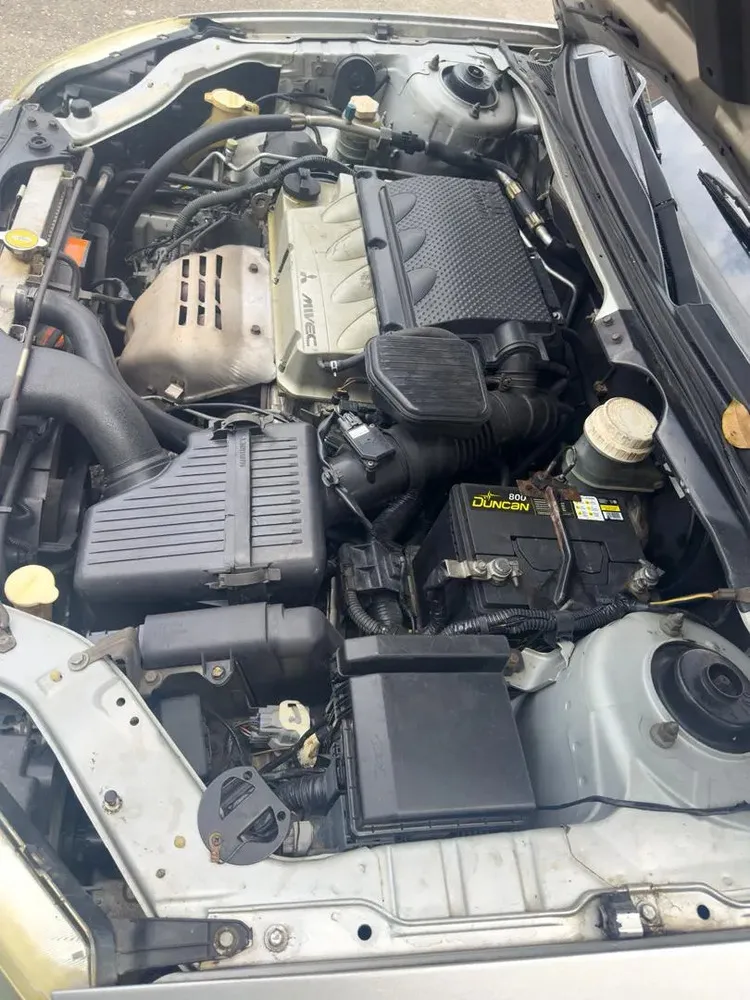 Vista 12 del vehículo: Mitsubishi Galant