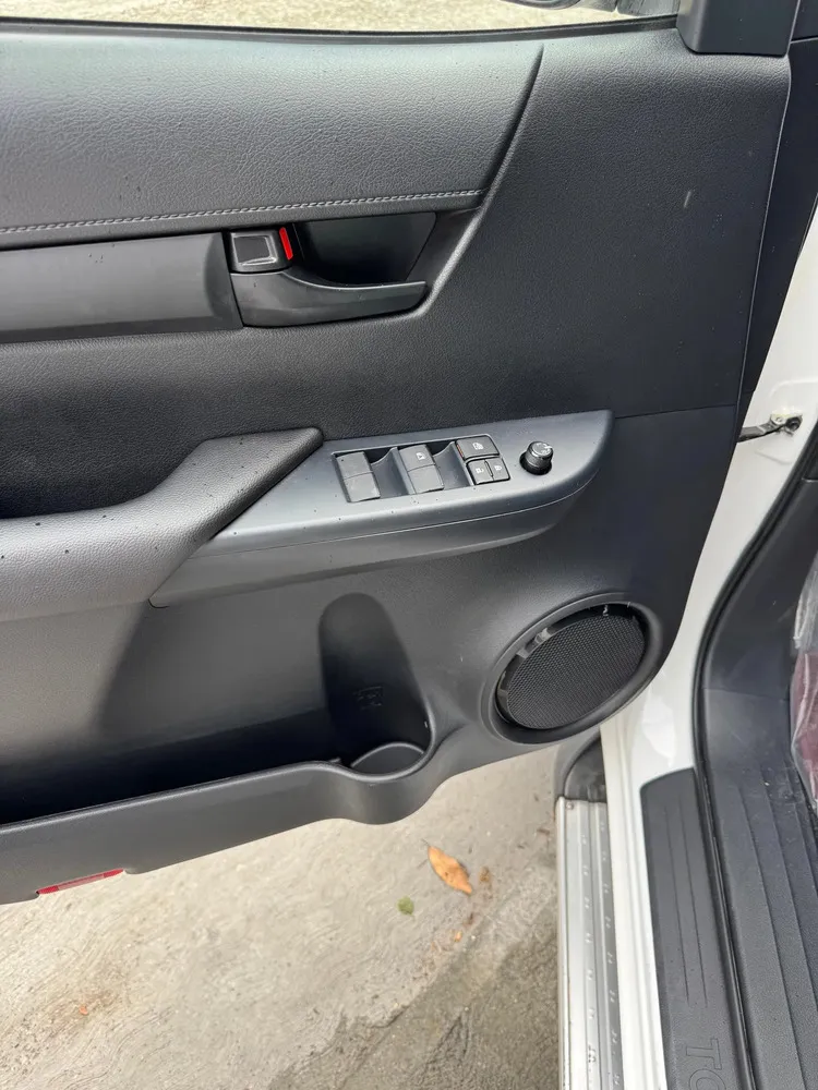 Vista 12 del vehículo: Toyota Hilux