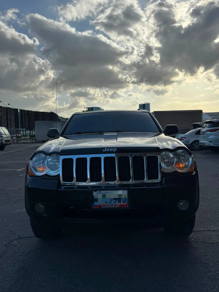 Vista 4 del vehículo: Jeep Limited