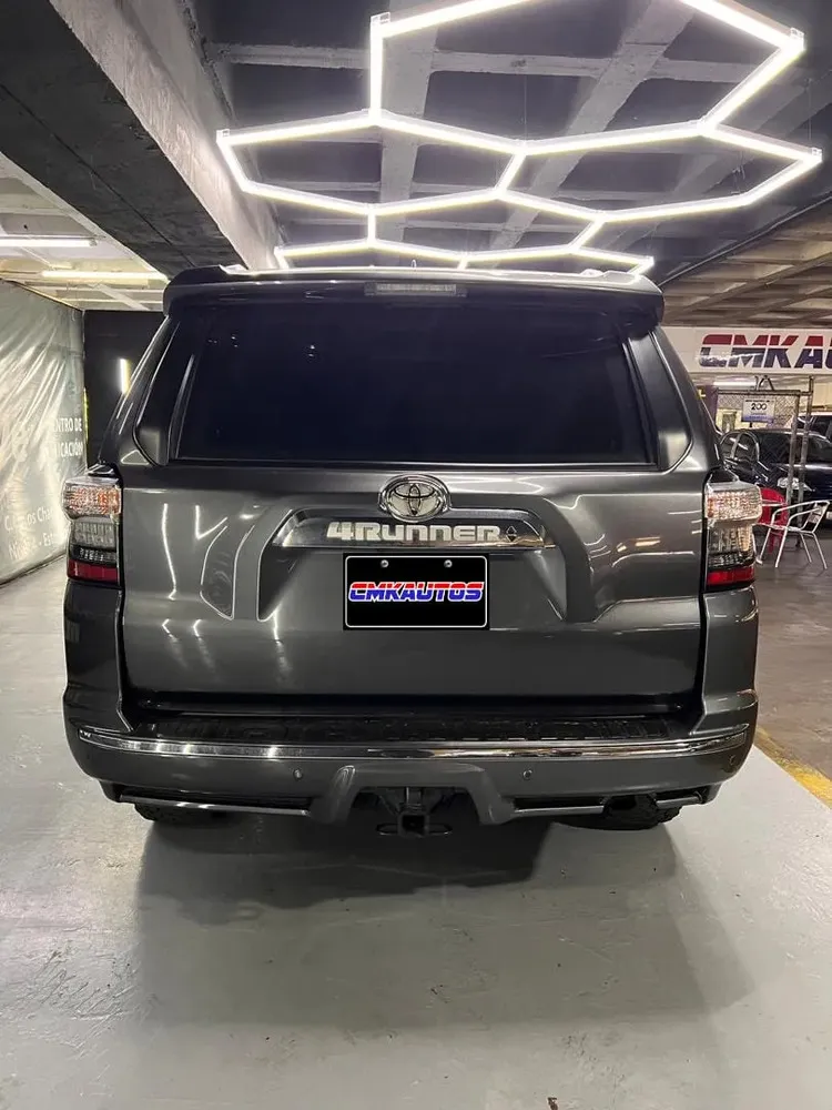 Vista 8 del vehículo: Toyota 4Runner