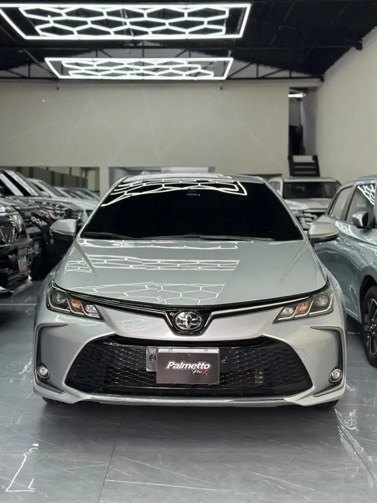 Vista 3 del vehículo: Toyota Corolla