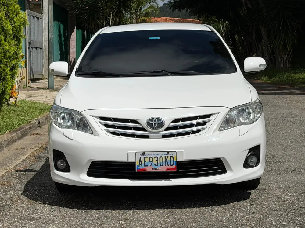 Vista 3 del vehículo: Toyota Corolla