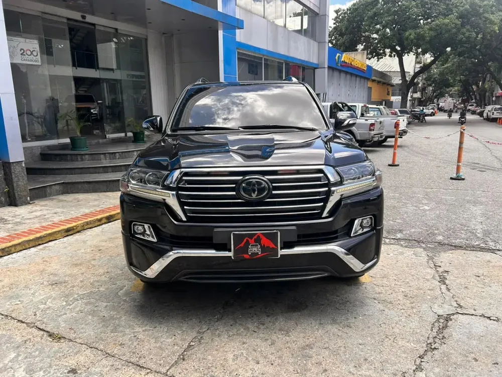 Vista 3 del vehículo: Toyota Lc200