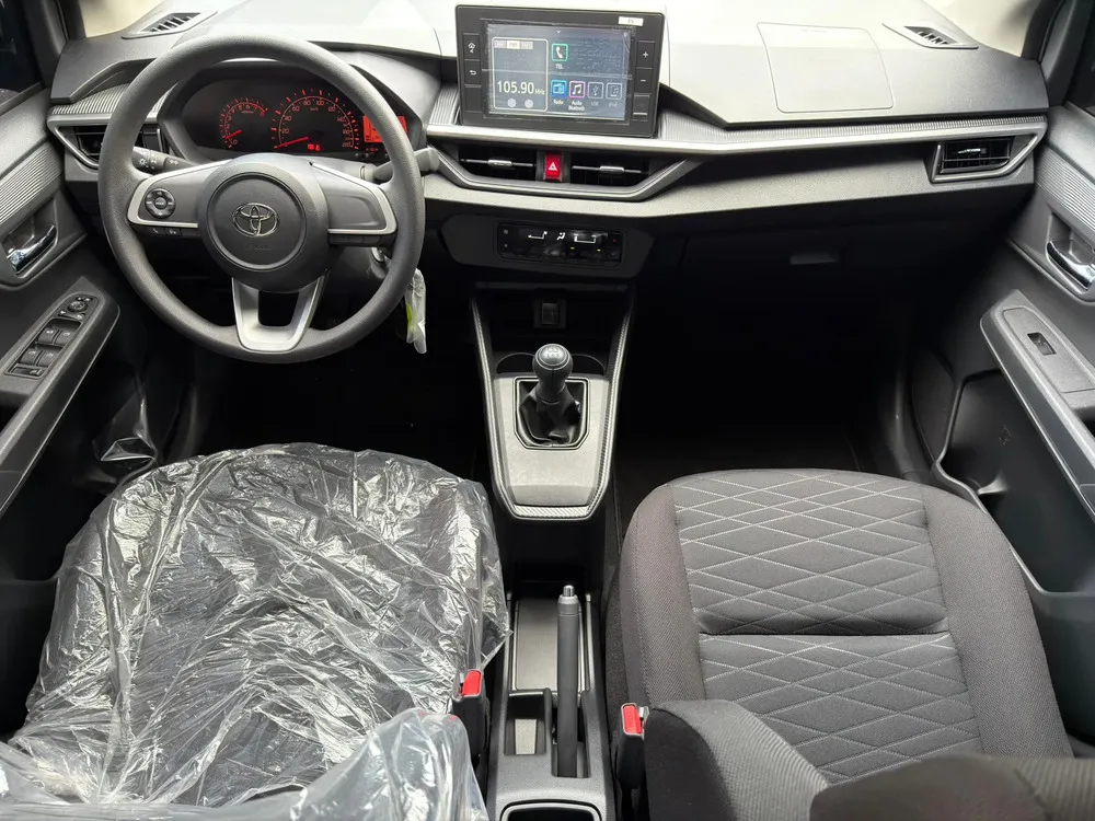 Vista 10 del vehículo: Toyota Agya