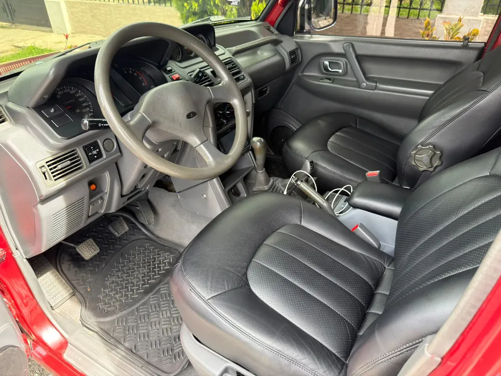 Vista 10 del vehículo: Mitsubishi Montero