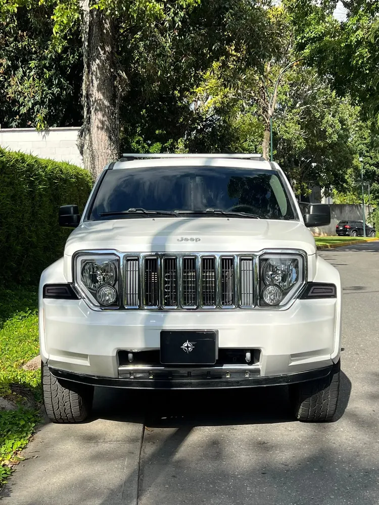 Vista 4 del vehículo: Jeep Cherokee