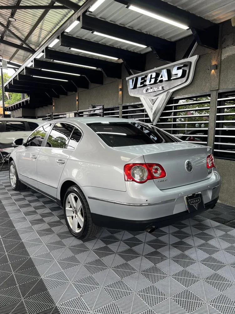Vista 3 del vehículo: Volkswagen Passat