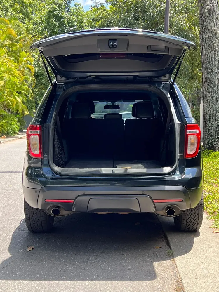 Vista 19 del vehículo: Ford Explorer