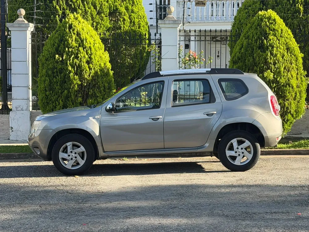 Vista 4 del vehículo: Renault Duster