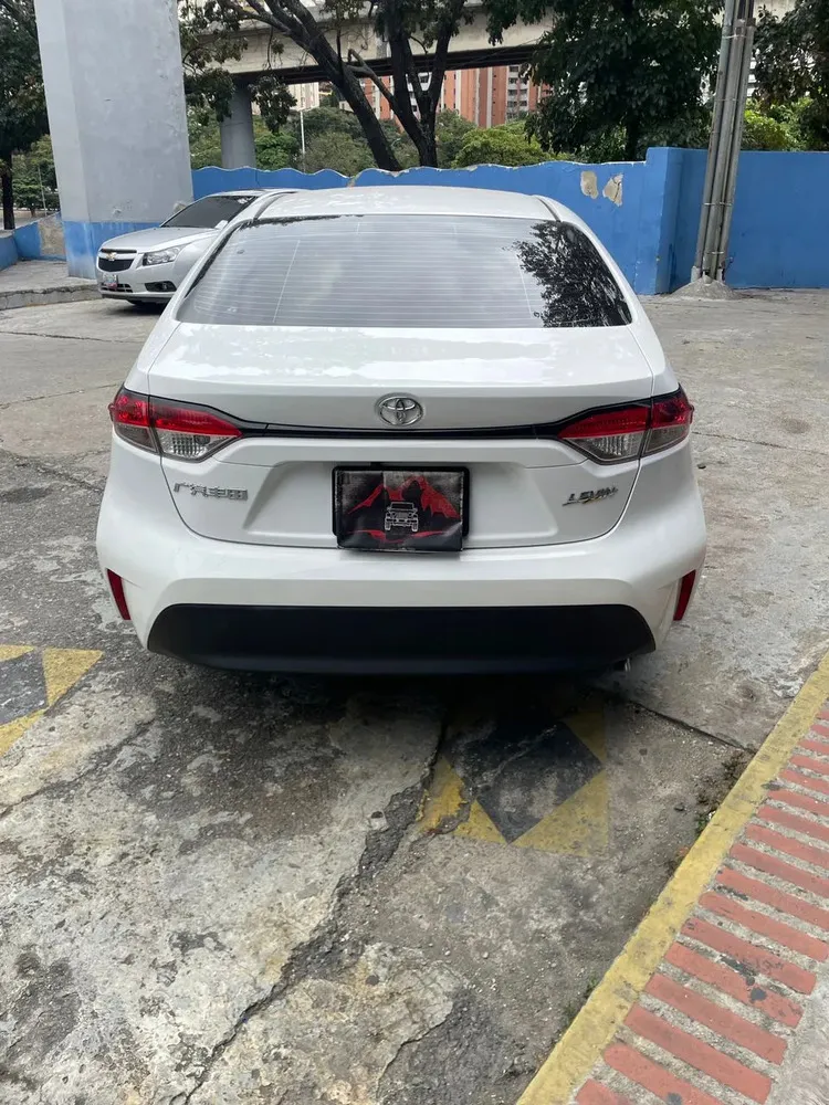 Vista 6 del vehículo: Toyota Corolla