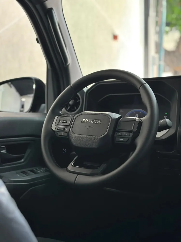 Vista 10 del vehículo: Toyota Fj