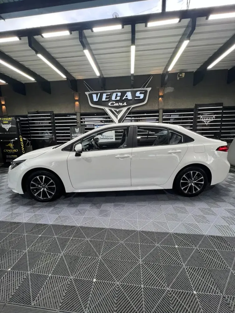Vista 2 del vehículo: Toyota Corolla