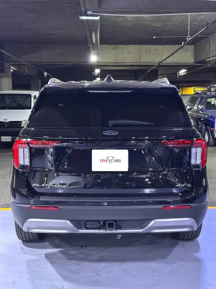 Vista 4 del vehículo: Ford Explorer
