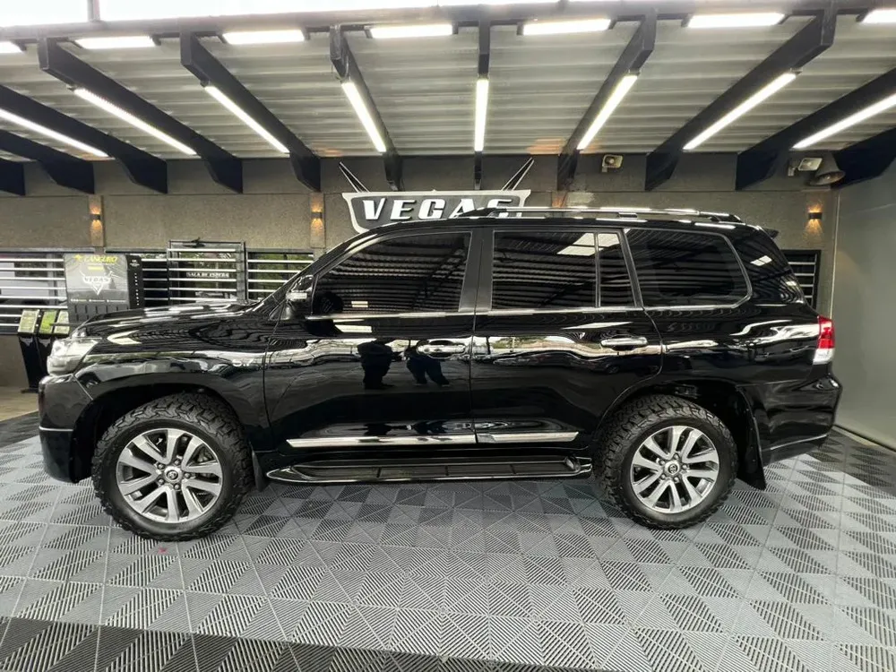 Vista 2 del vehículo: Toyota Land Cruiser
