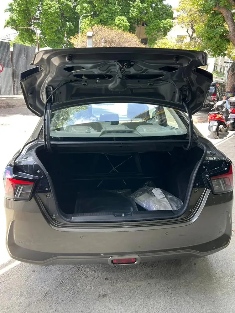 Vista 6 del vehículo: Suzuki Dzire