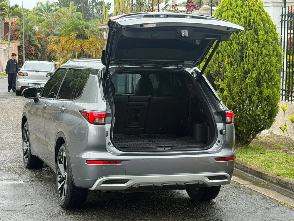 Vista 7 del vehículo: Mitsubishi Outlander