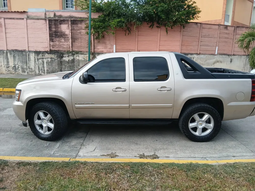 Vista 5 del vehículo: Chevrolet Avalanche