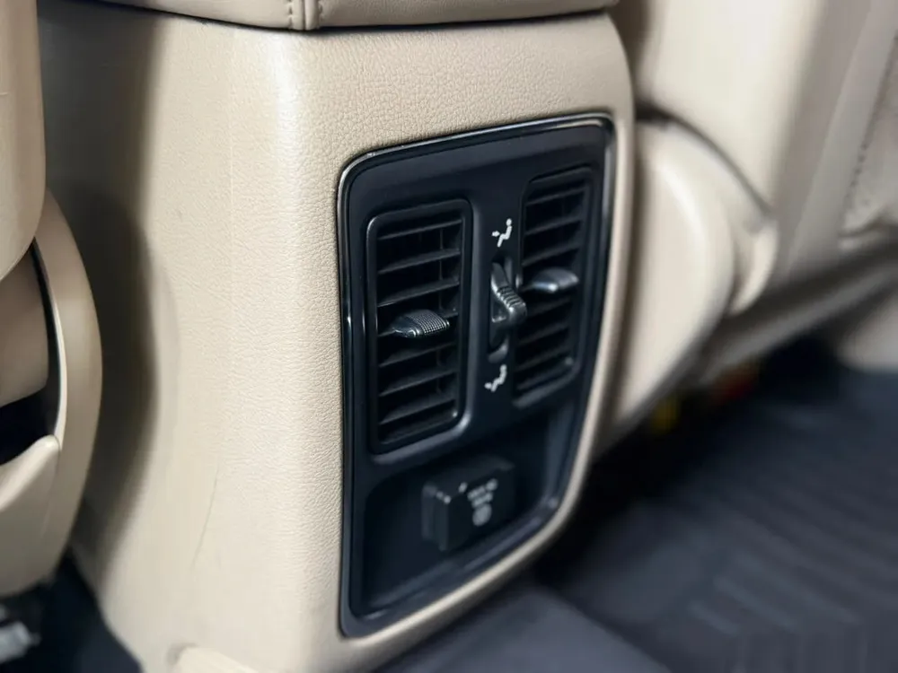 Vista 12 del vehículo: Jeep Grand